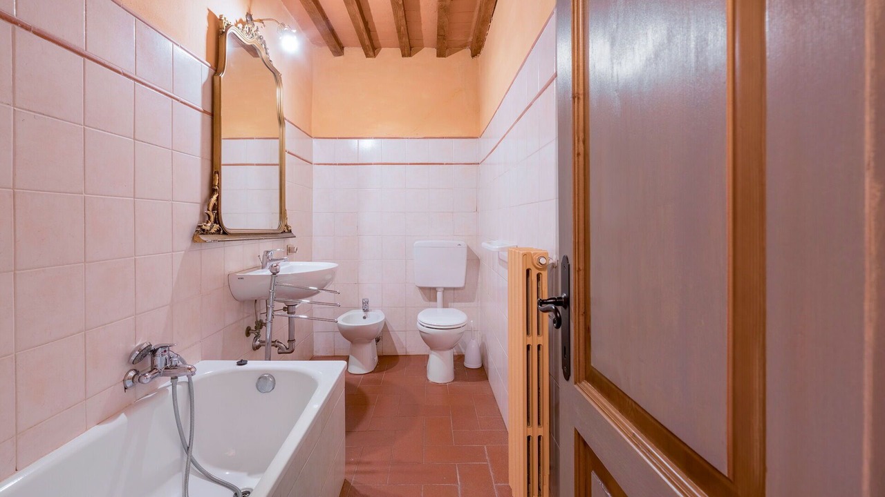 Photo of Bathroom in Bucine