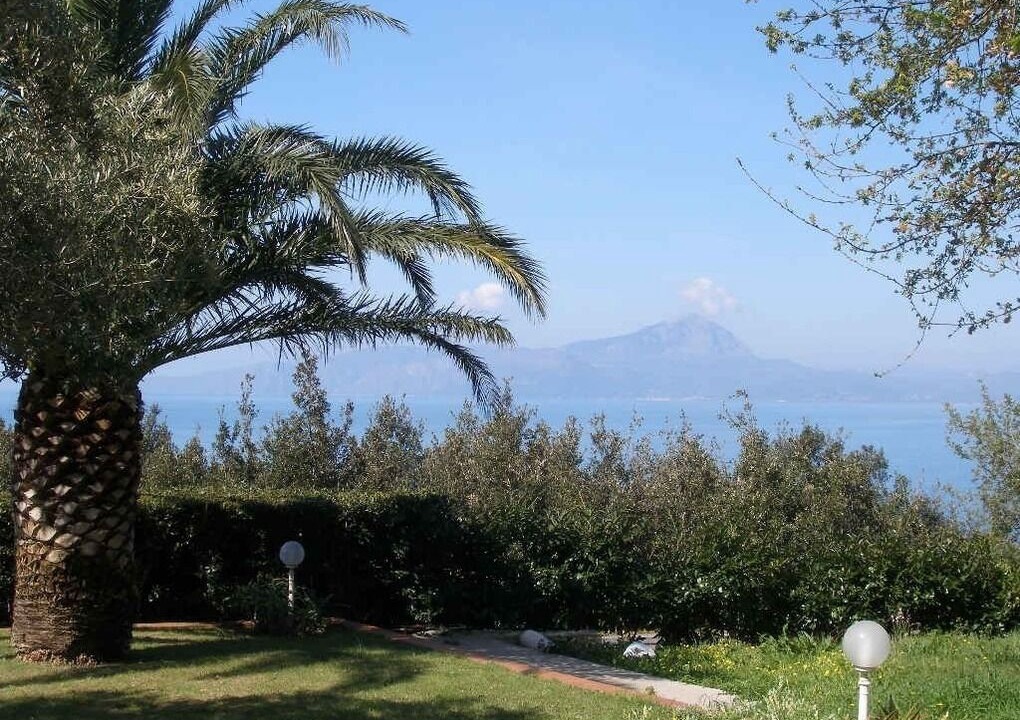 Photo of Outdoor in Cersuta
