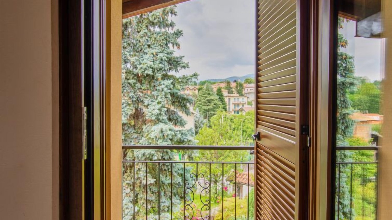 Photo of Bedroom in Montano Lucino