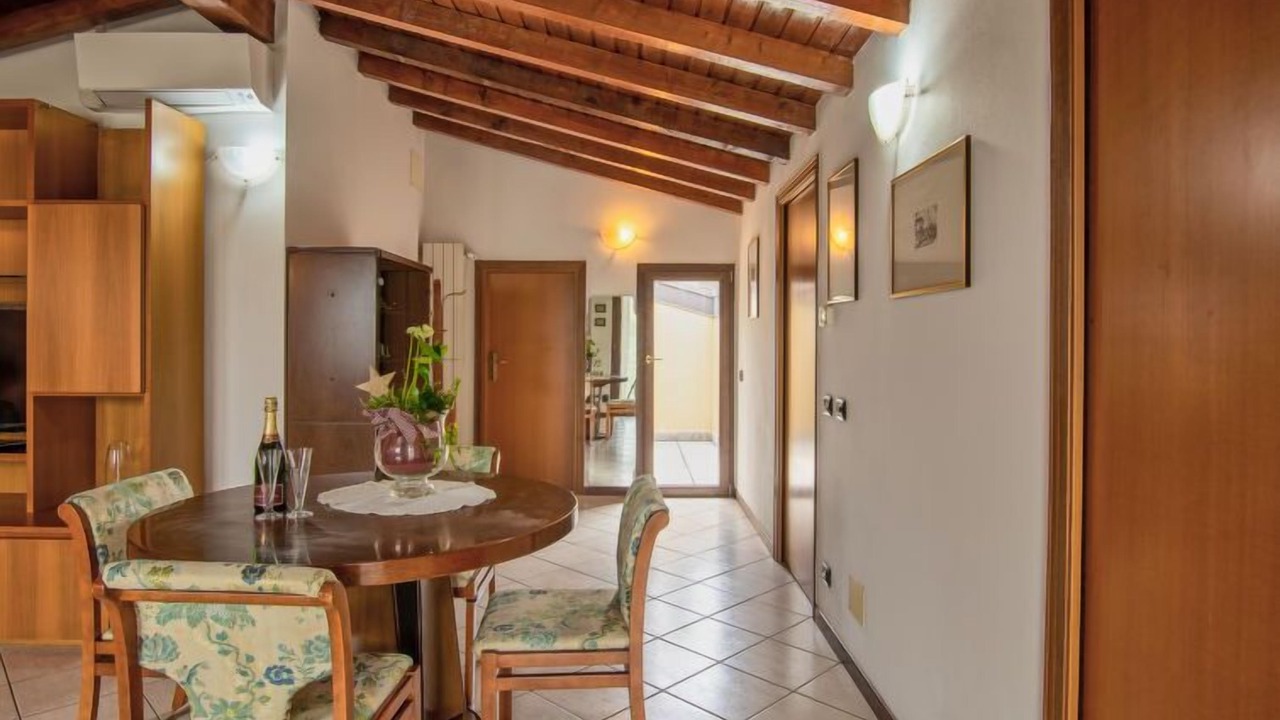 Photo of Bedroom in Montano Lucino