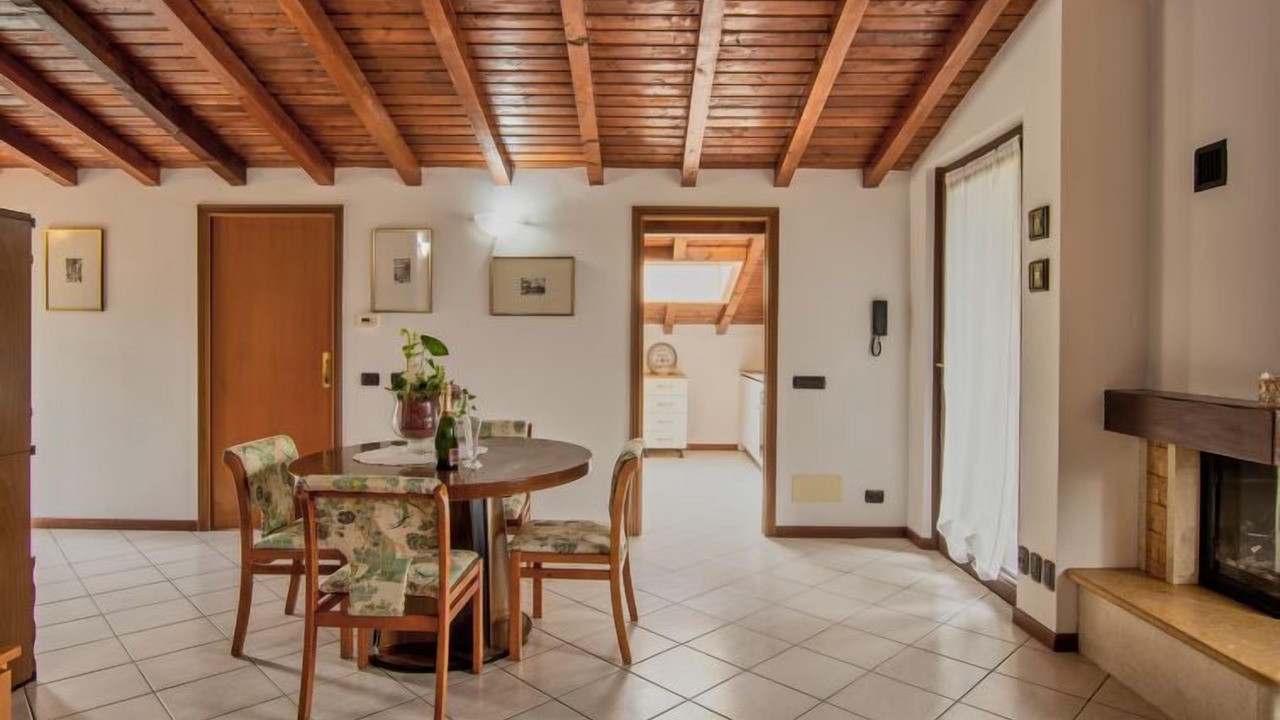 Photo of Bedroom in Montano Lucino