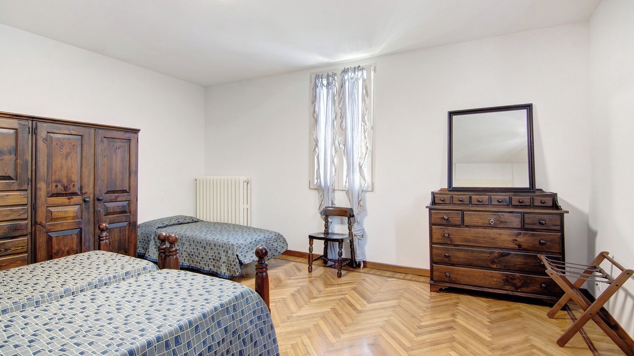 Photo of Bedroom in Lanzo d'Intelvi