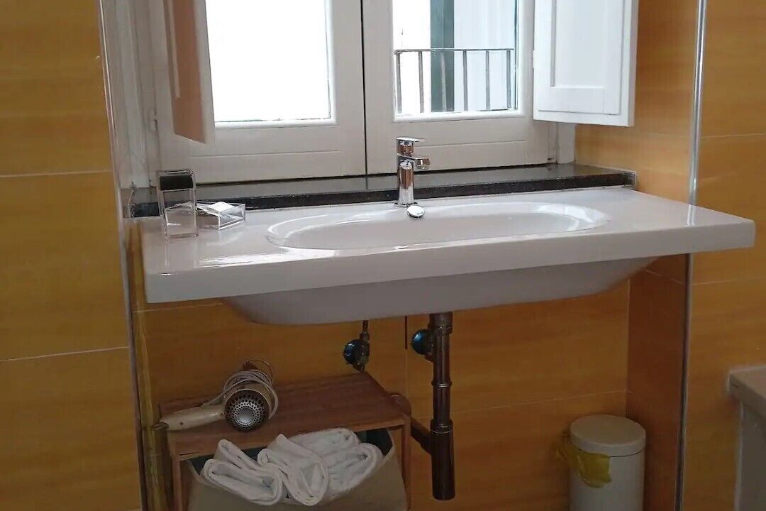 Photo of Bathroom in Historical Downtown Salerno