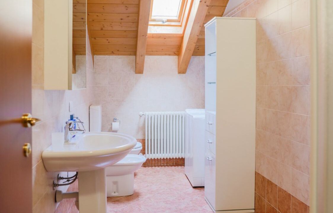 Photo of Bathroom in Perledo