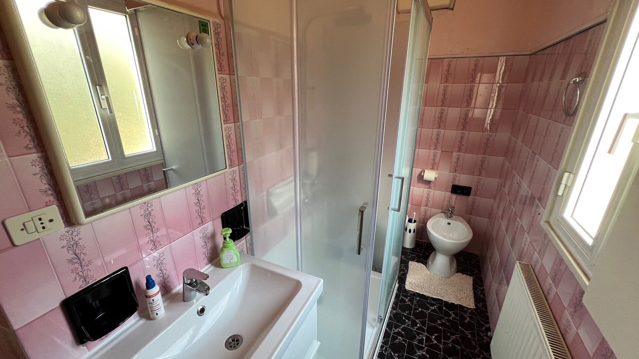 Photo of Bathroom in Pontedecimo