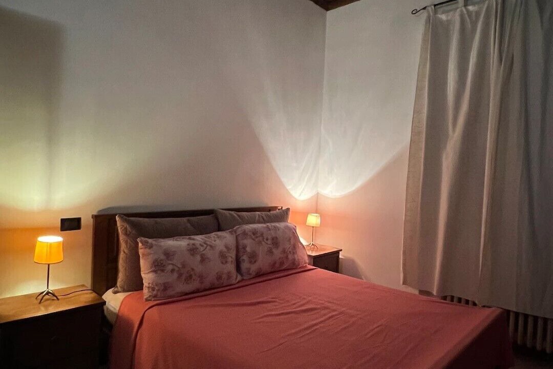 Photo of Bedroom in Mantua