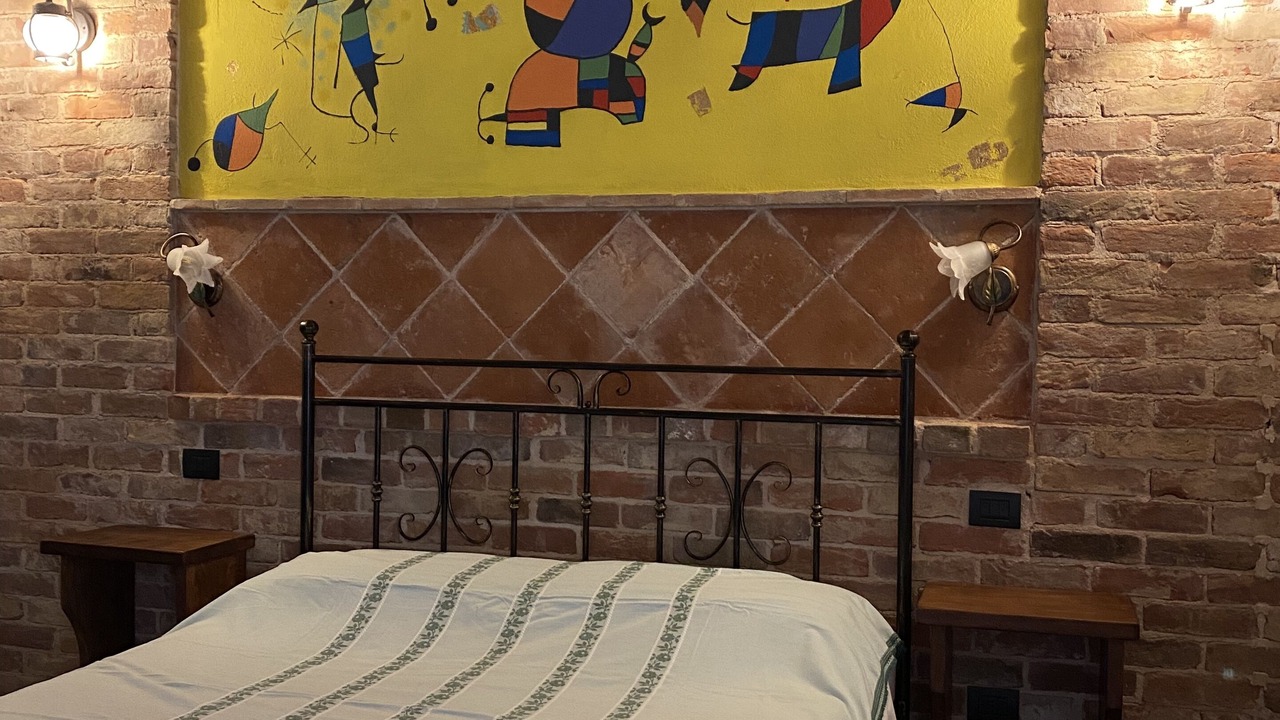 Photo of Bedroom in Montegrosso dʼAsti