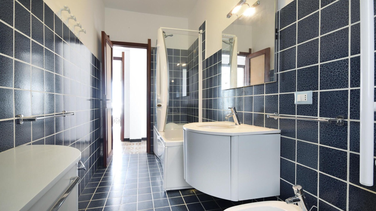 Photo of Bathroom in Recco