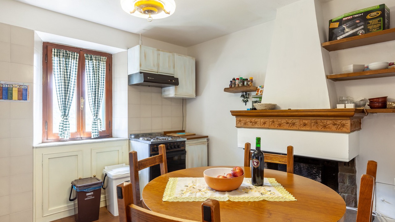Photo of Kitchen in San Romano in Garfagnana