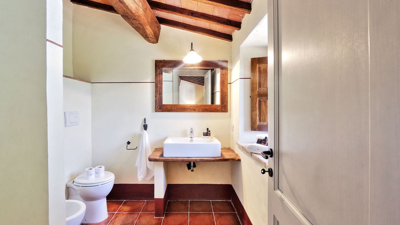 Photo of Bathroom in Corbara
