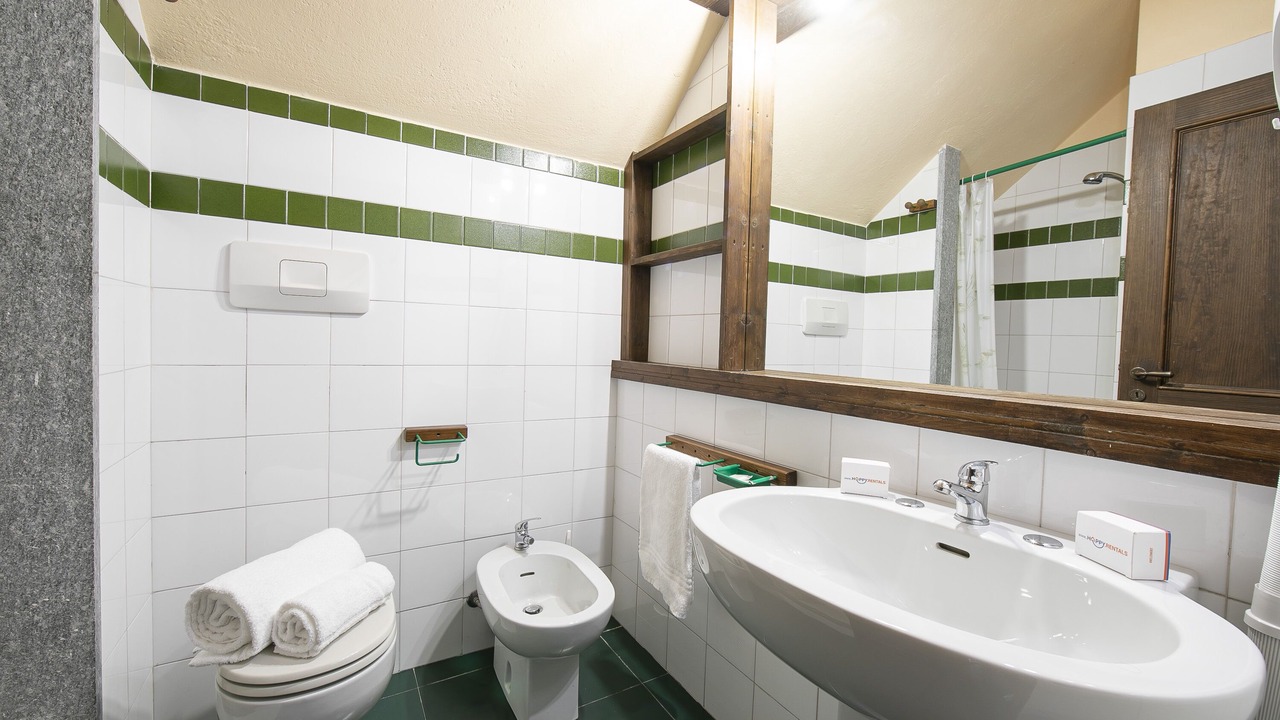 Photo of Bathroom in Grangesises