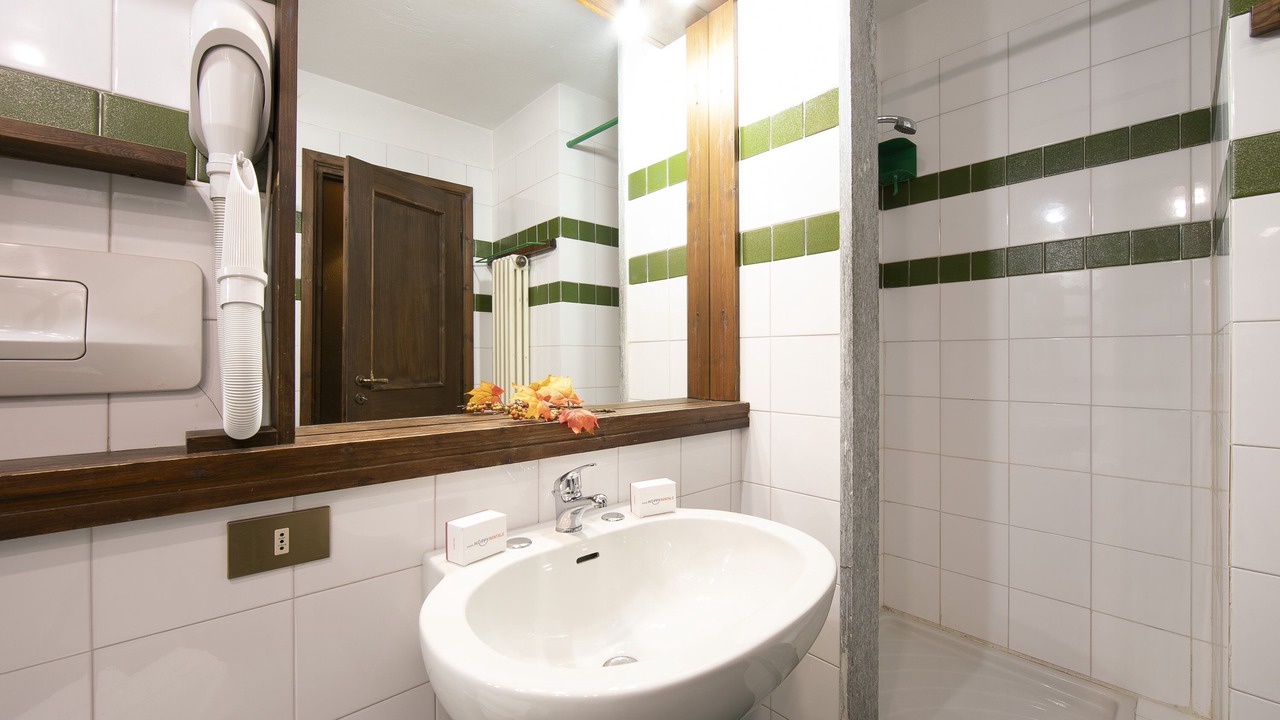 Photo of Bathroom in Grangesises