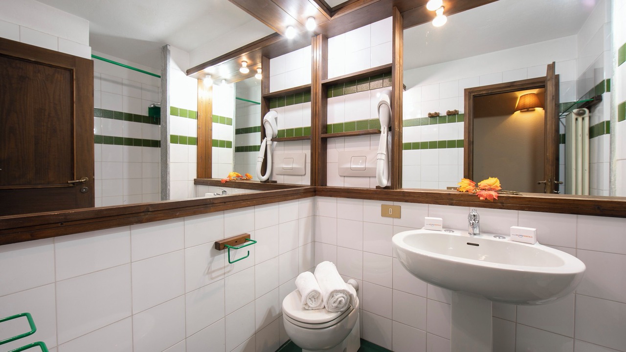 Photo of Bathroom in Grangesises