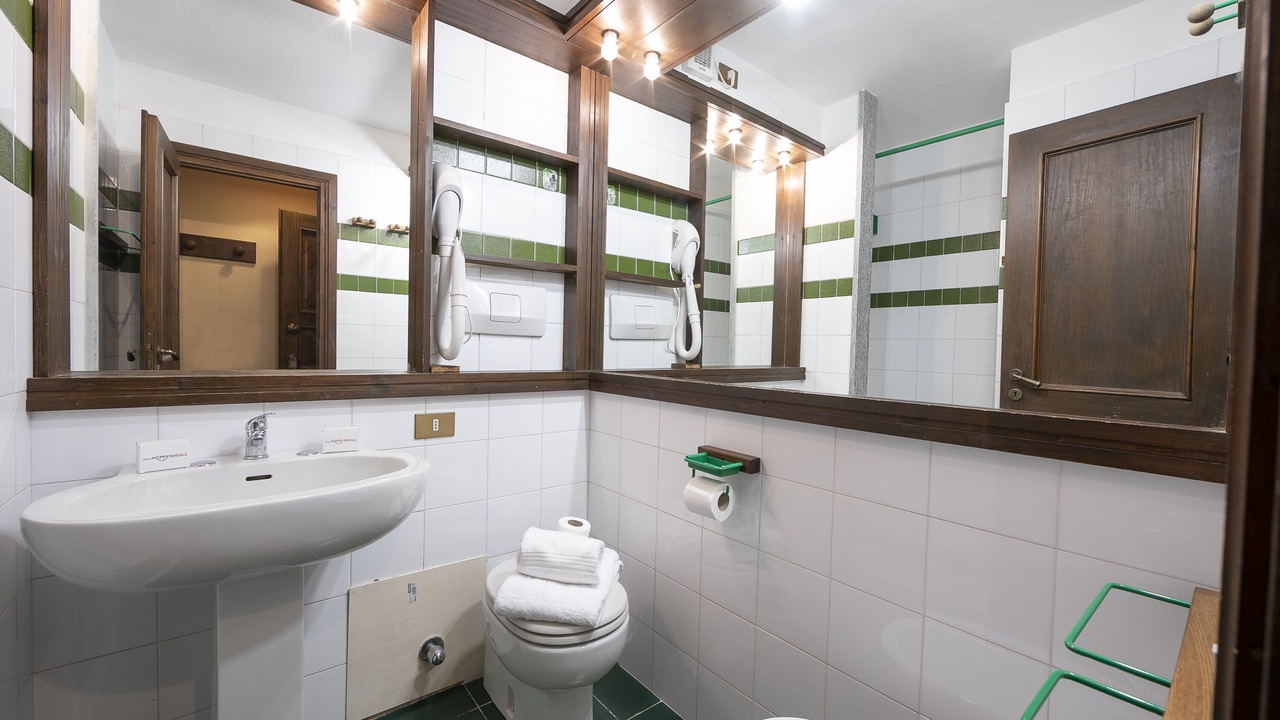 Photo of Bathroom in Grangesises