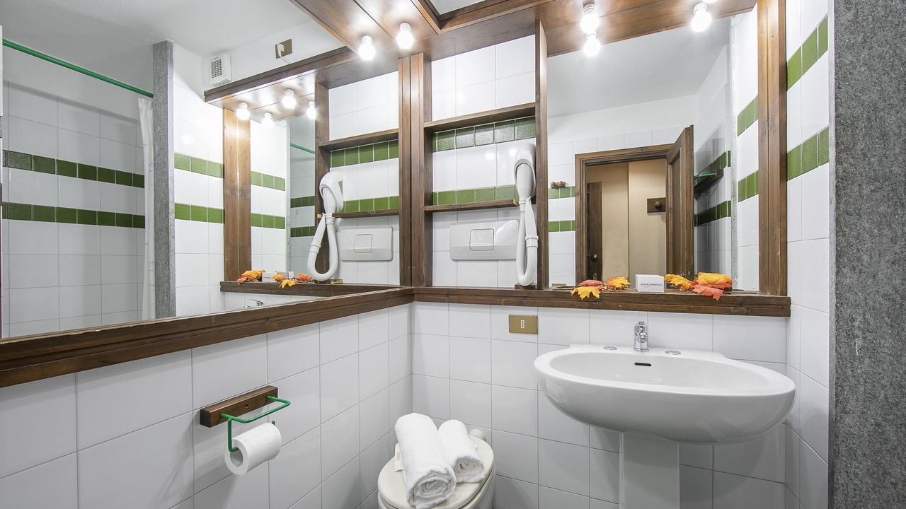 Photo of Bathroom in Grangesises