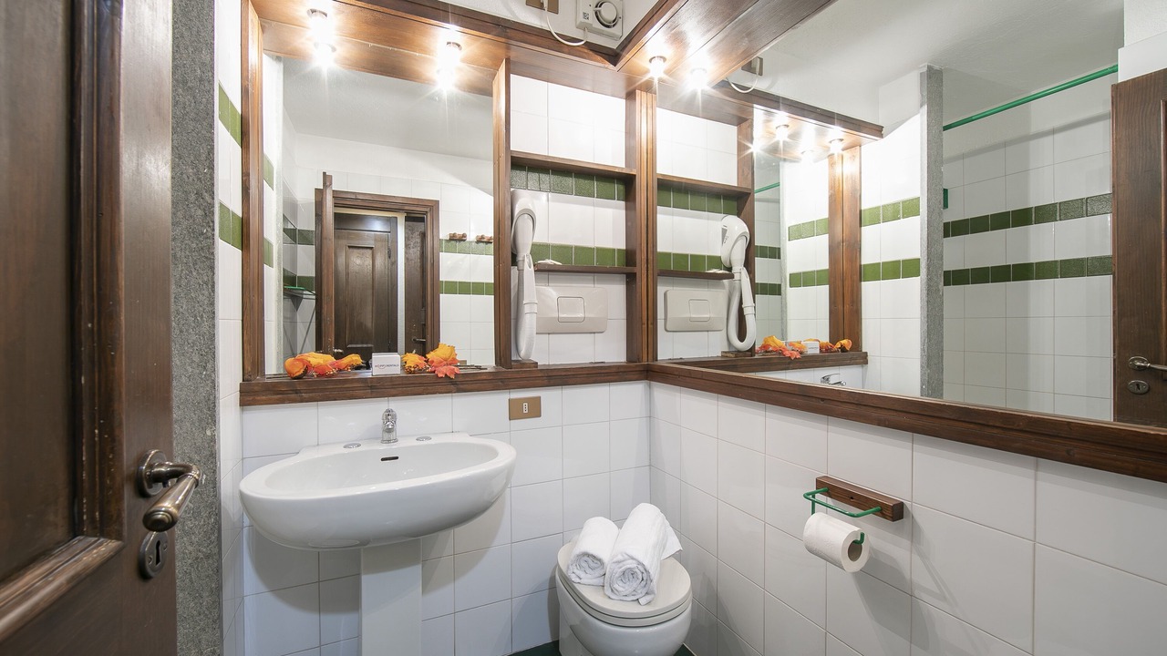 Photo of Bathroom in Grangesises