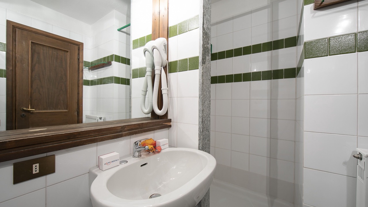Photo of Bathroom in Grangesises