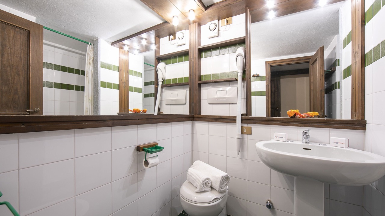 Photo of Bathroom in Grangesises