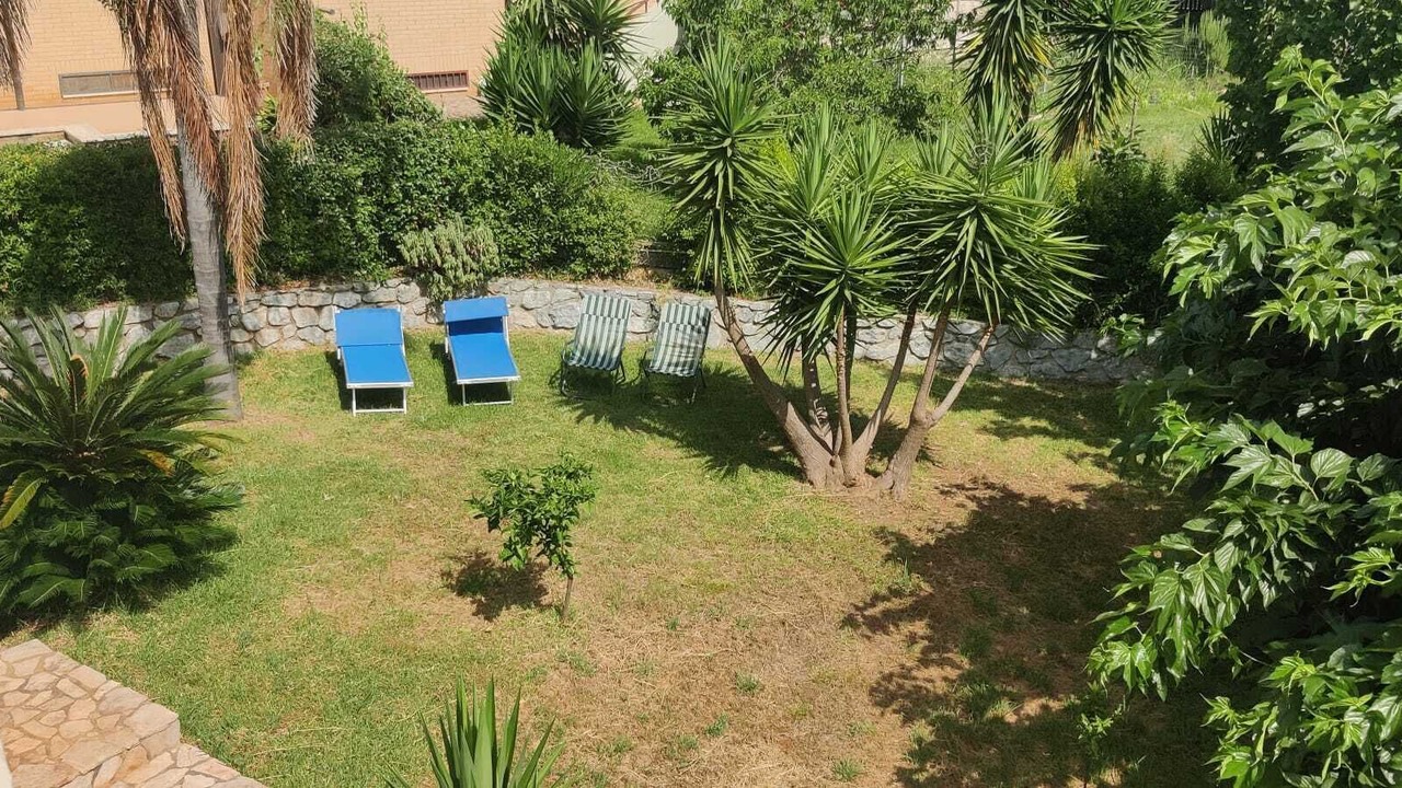 Photo of Outdoor in Gizzeria