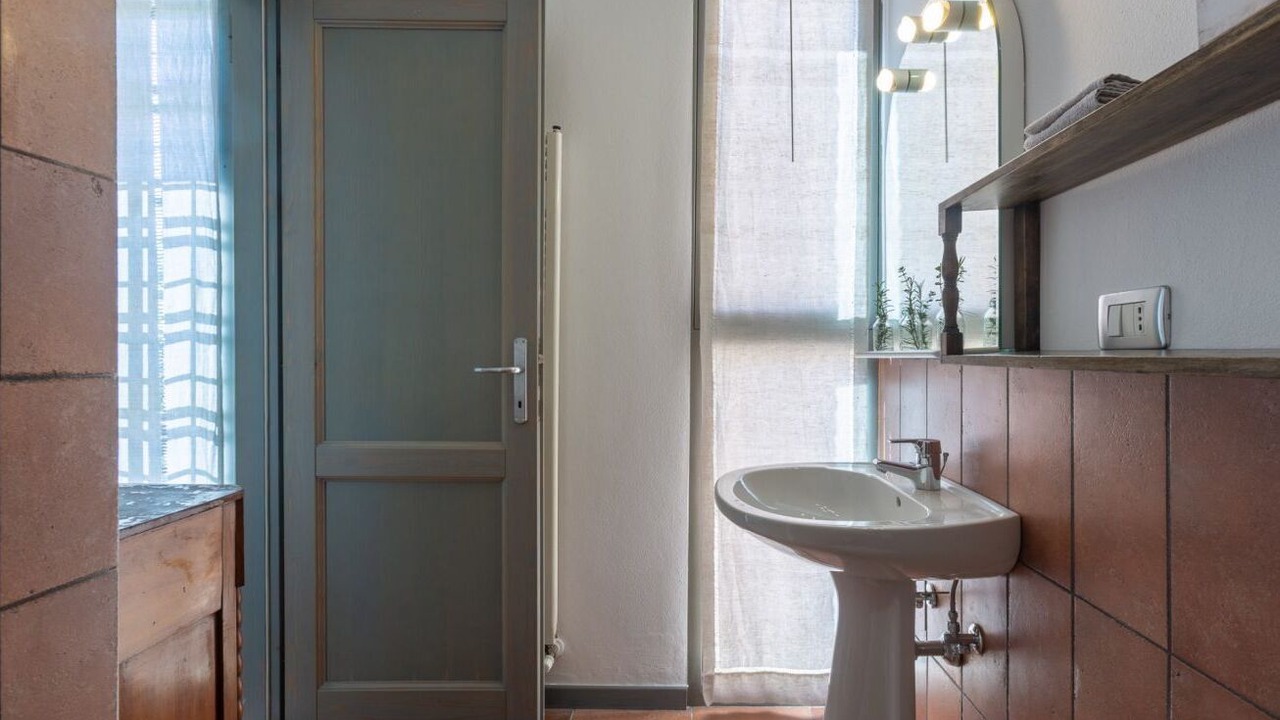 Photo of Bathroom in Pontelagoscuro