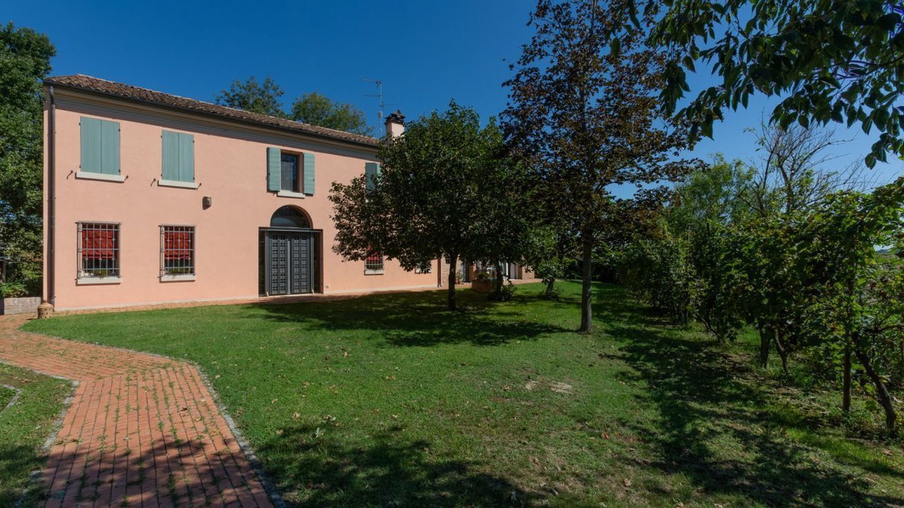 Photo of Outdoor in Pontelagoscuro