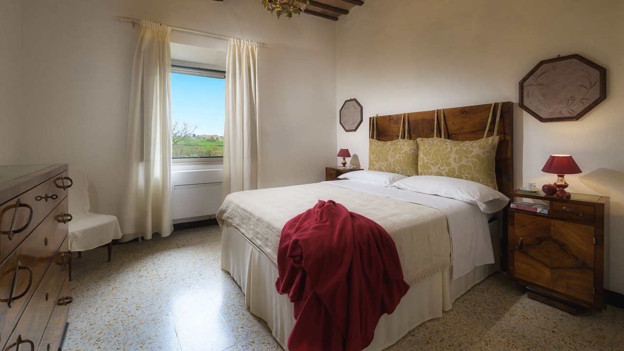 Photo of Bedroom in Todi