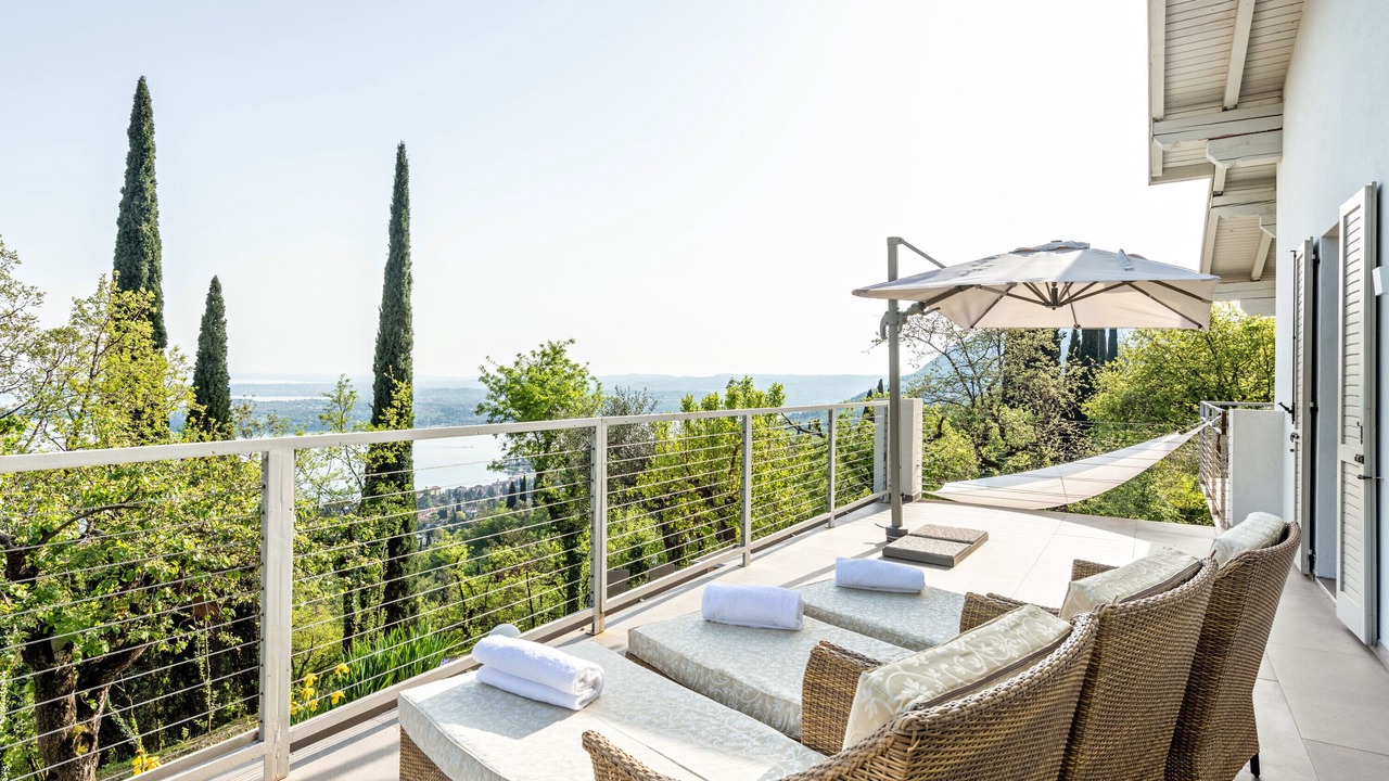 Photo of Patio Balcony in Gardone Riviera