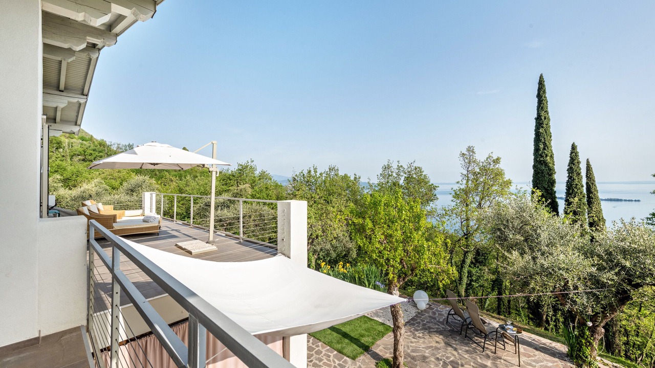 Photo of Patio Balcony in Gardone Riviera