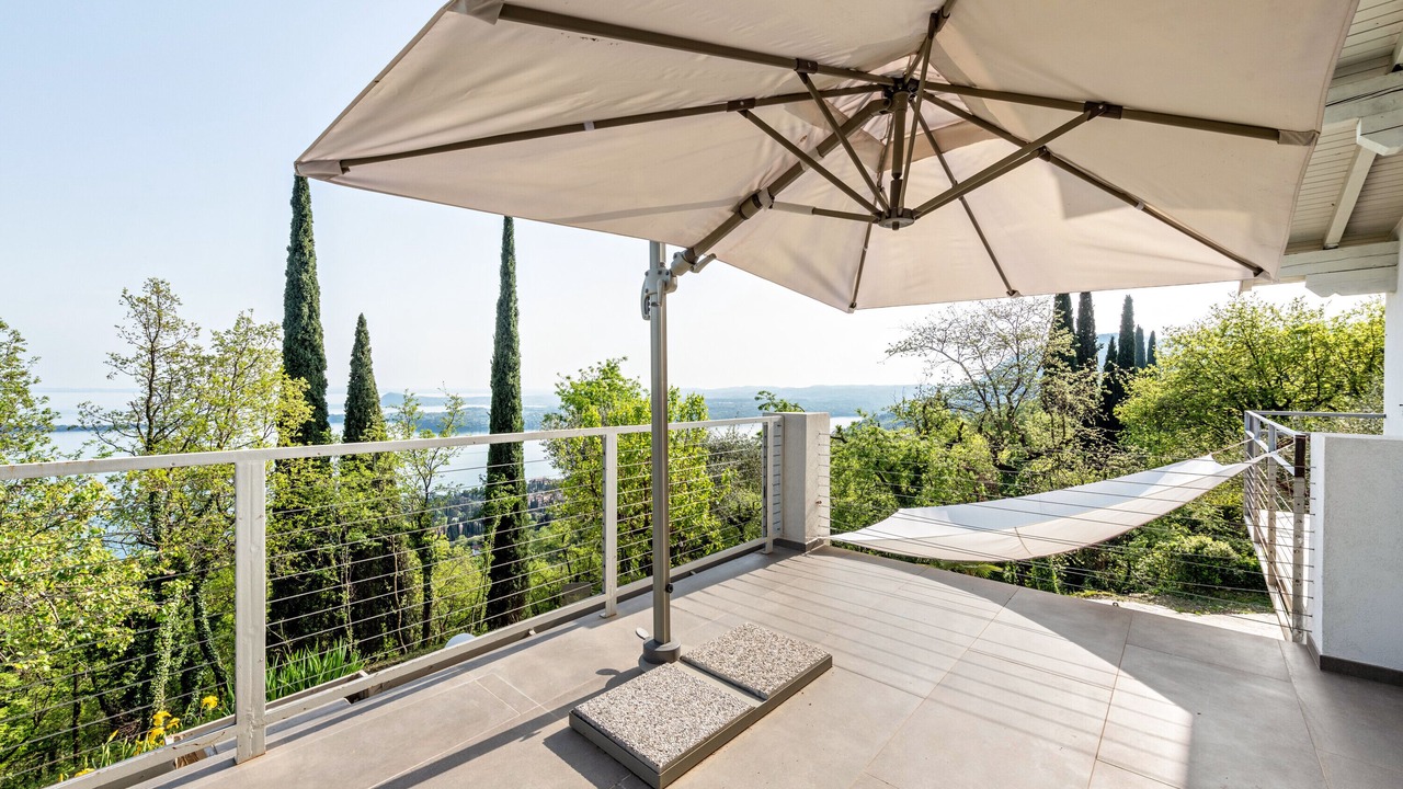 Photo of Patio Balcony in Gardone Riviera