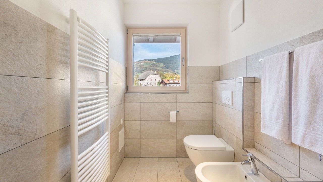 Photo of Bathroom in Gudon