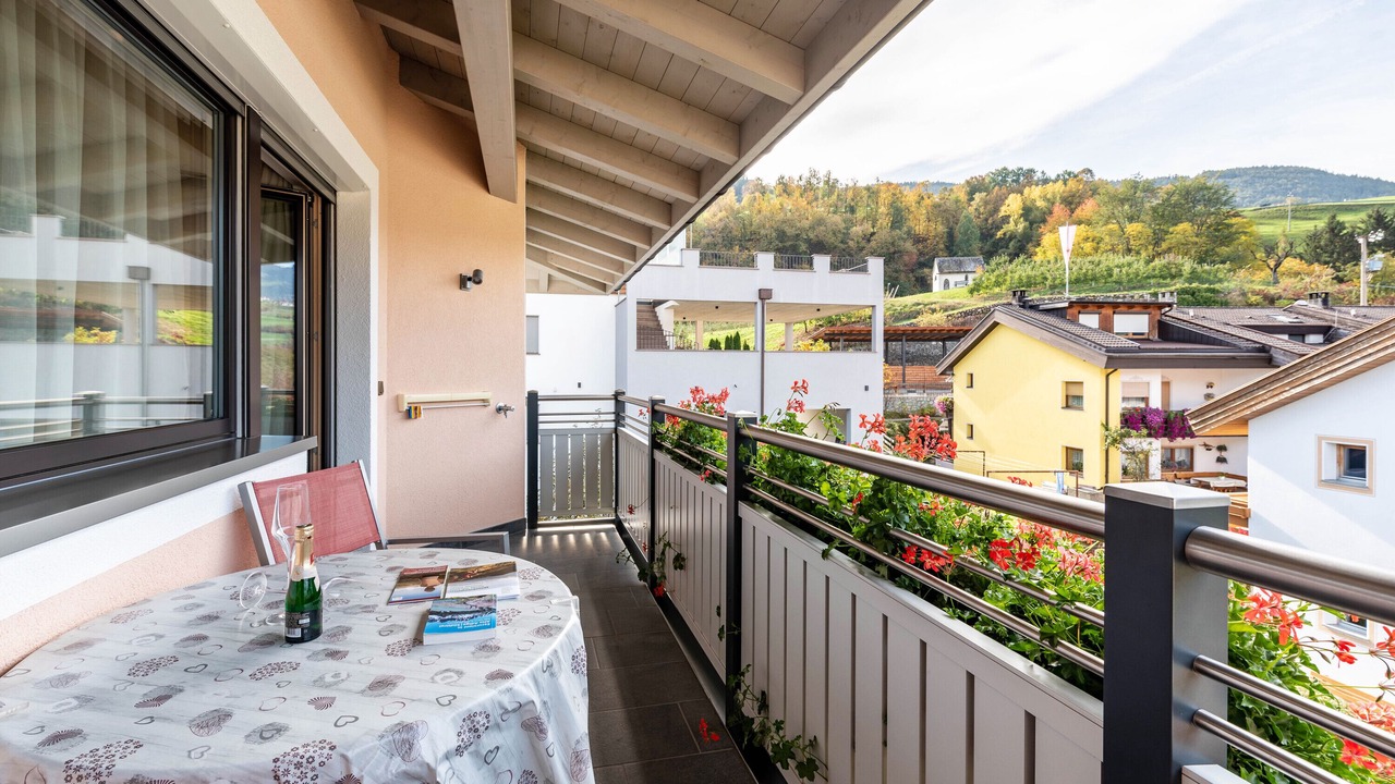Photo of Outdoor in Gudon