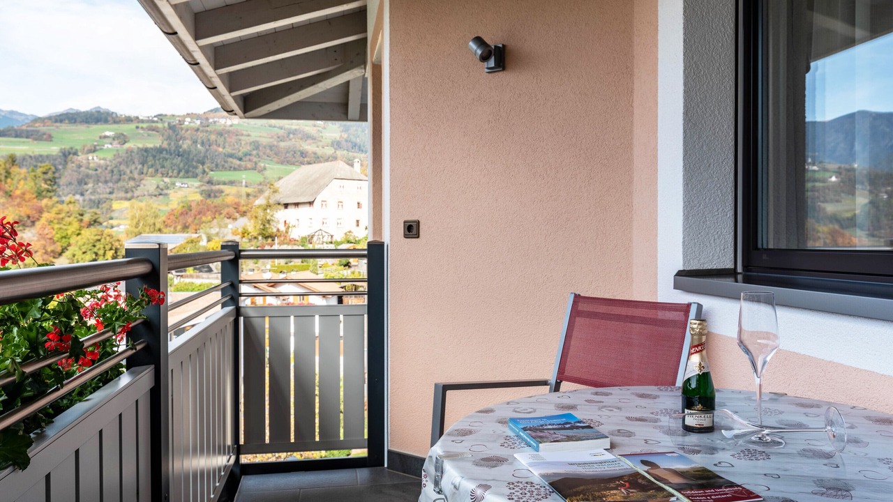 Photo of Outdoor in Gudon