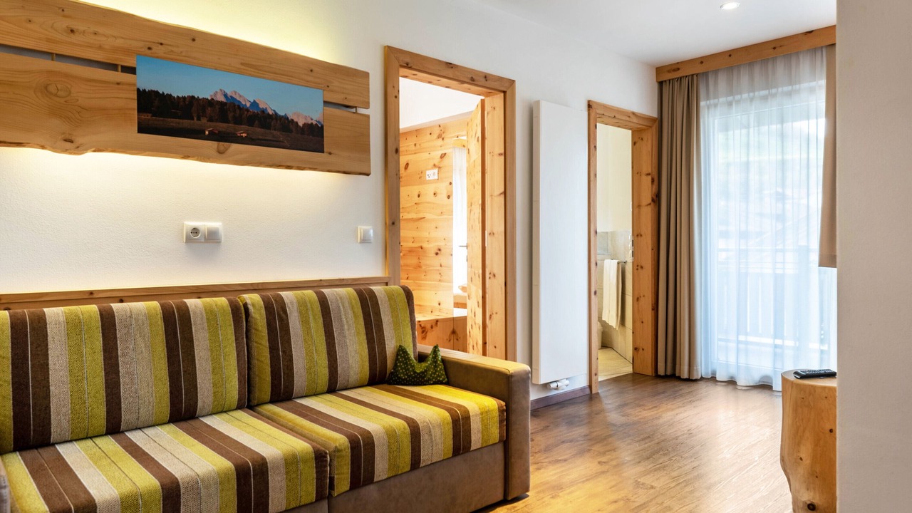 Photo of Livingroom in Gudon