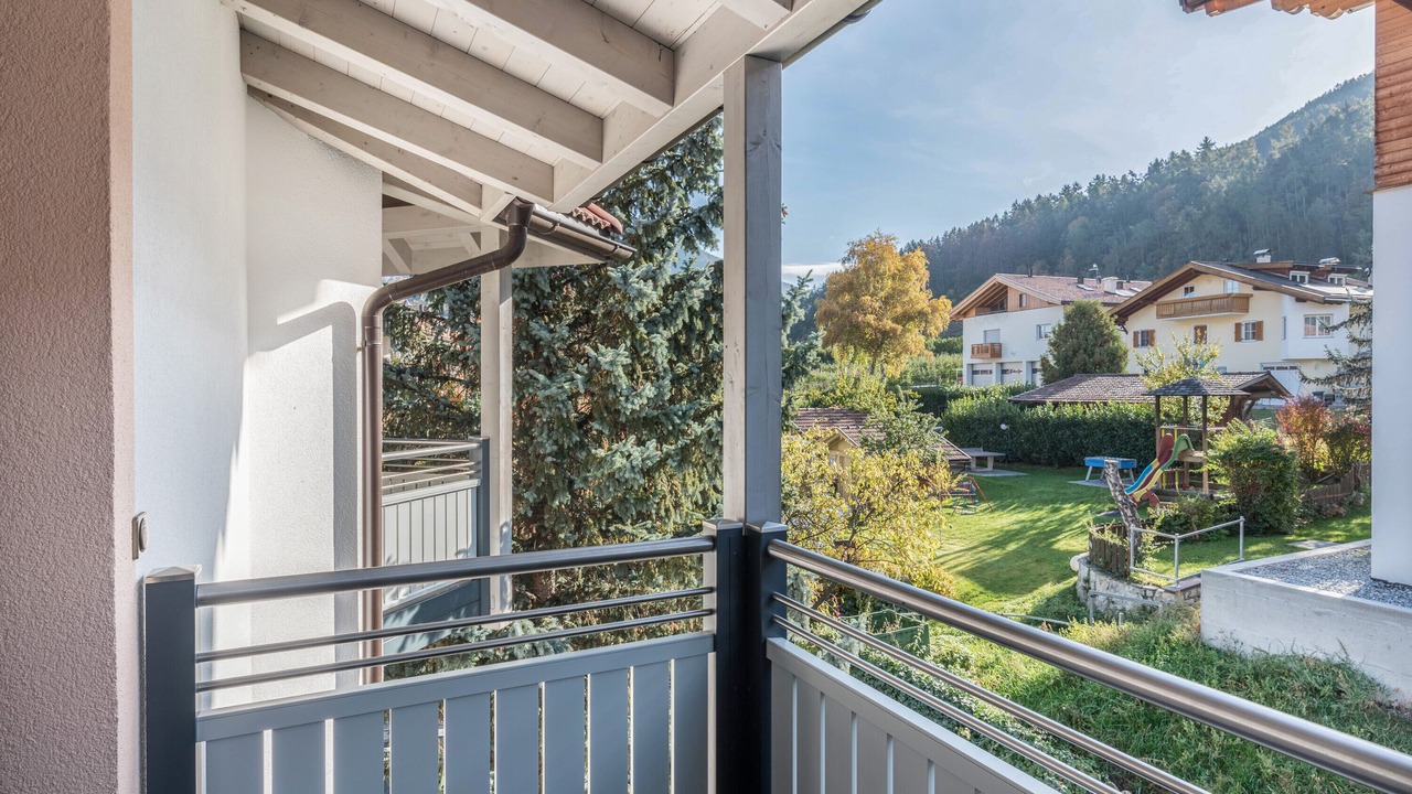 Photo of Outdoor in Gudon