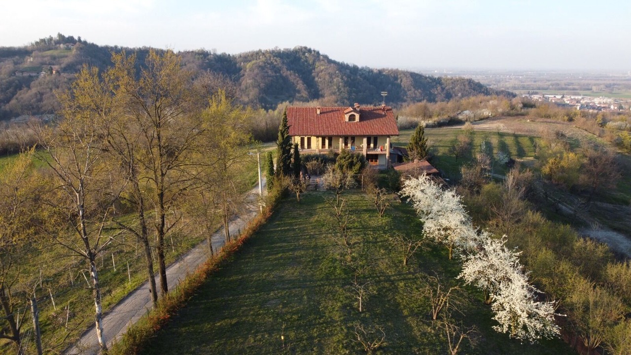 Photo of Others in Lauriano