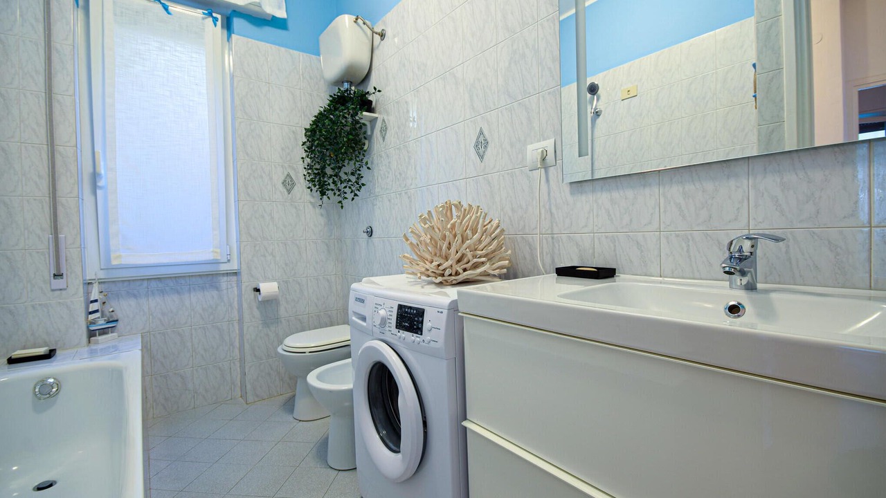Photo of Bathroom in Recco