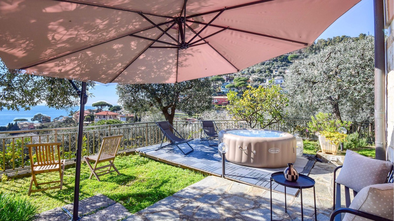 Photo of Others in Recco