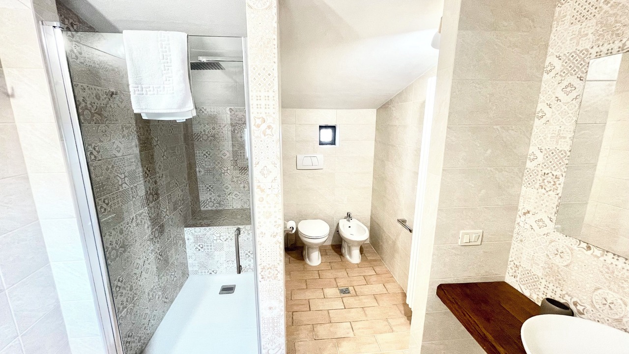 Photo of Bathroom in Limiti