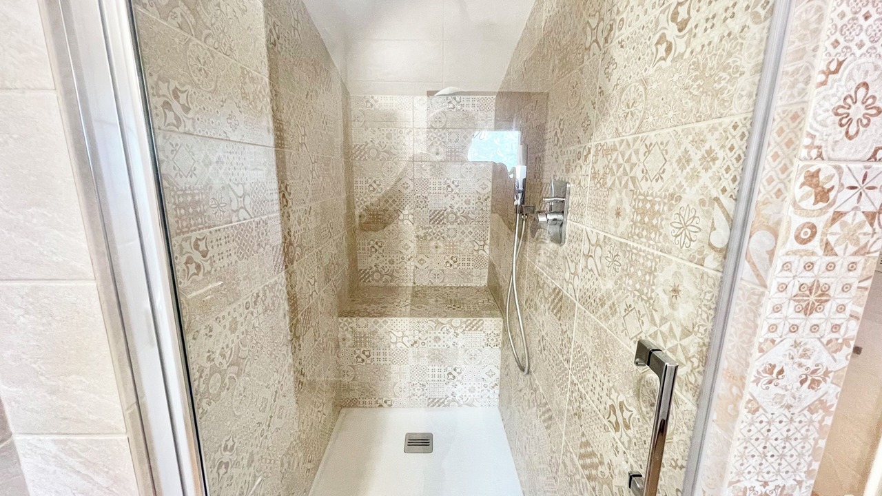 Photo of Bathroom in Limiti