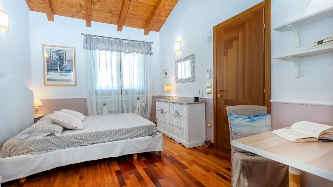 Photo of Bedroom in Gonars