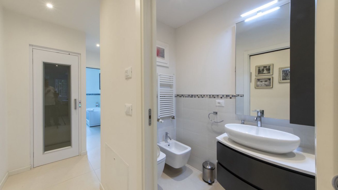 Photo of Bathroom in Savena