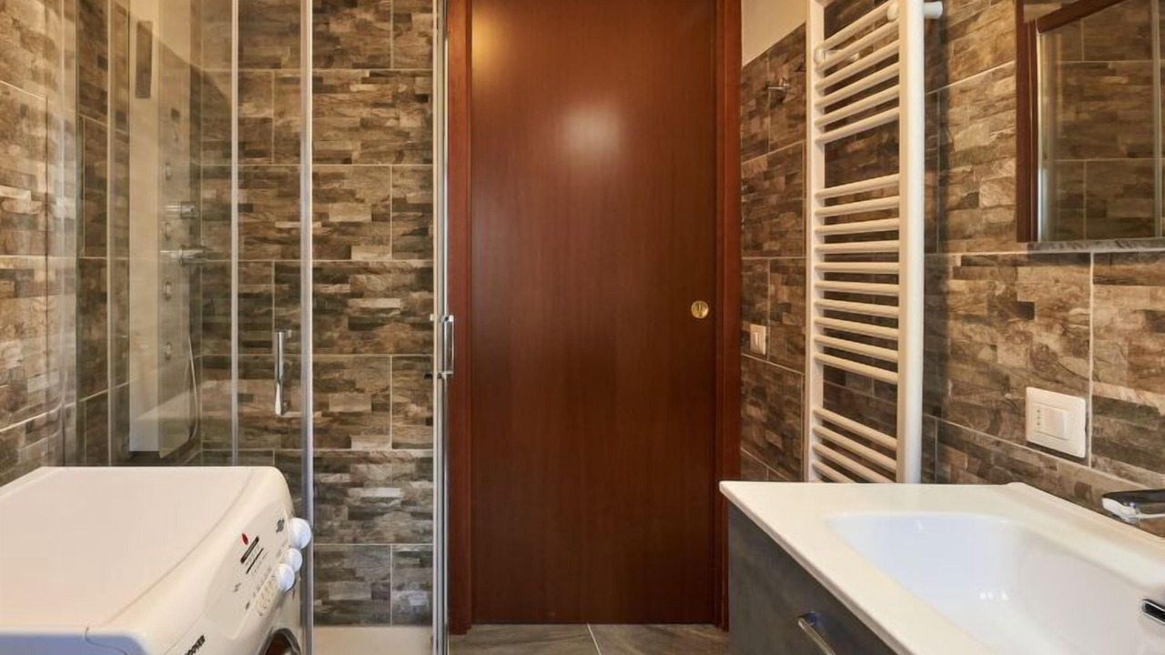 Photo of Bathroom in Naggio