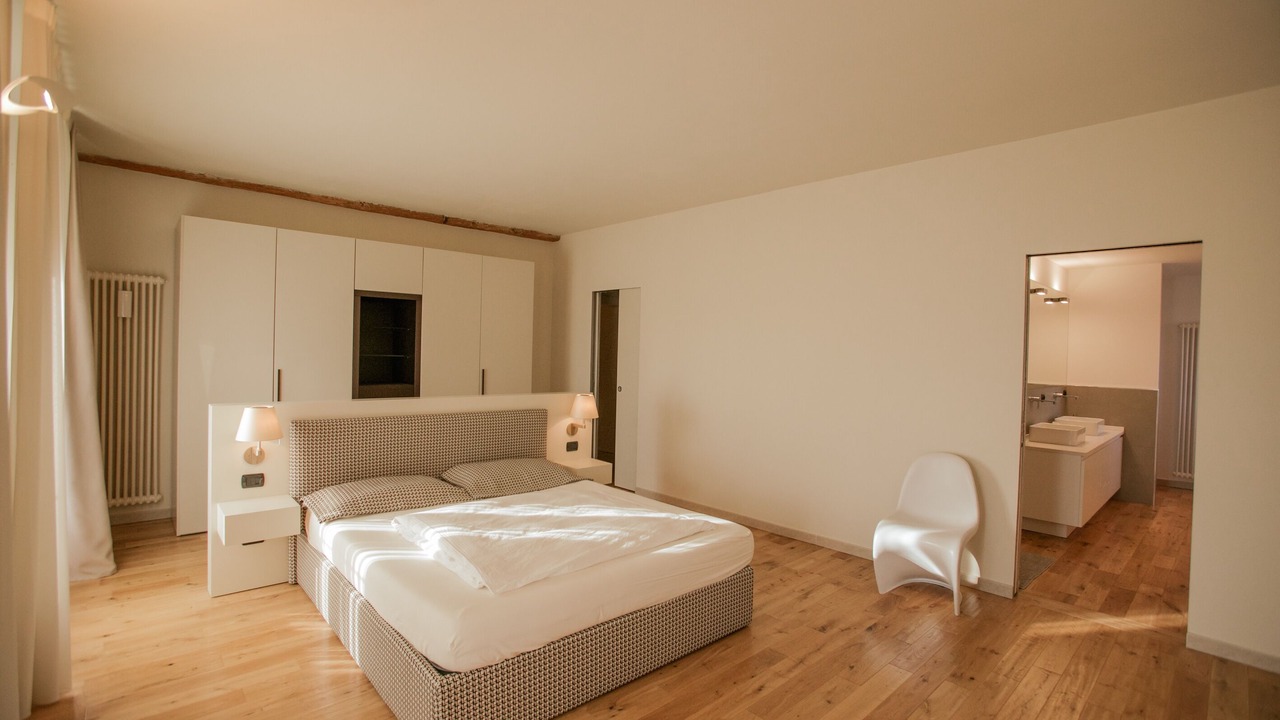 Photo of Bedroom in Costigliole d'Asti
