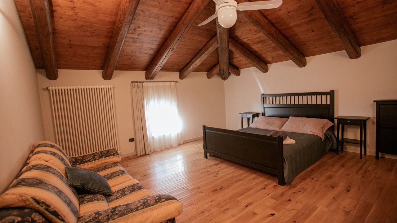 Photo of Bedroom in Costigliole d'Asti