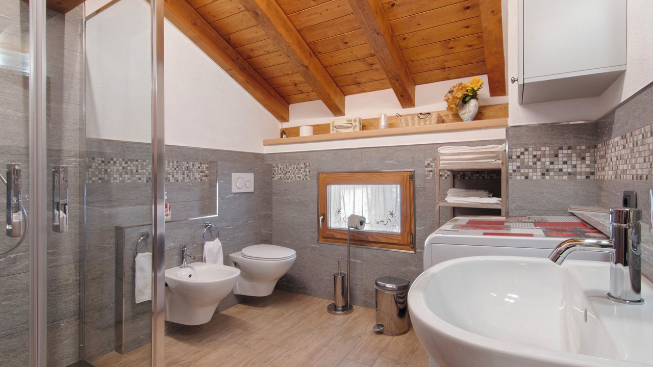 Photo of Bathroom in Madesimo