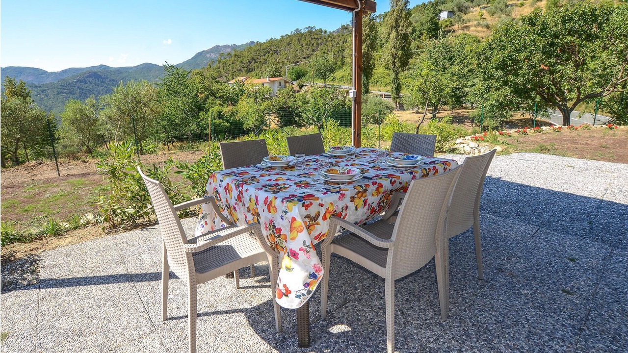 Photo of Patio Balcony in Framura