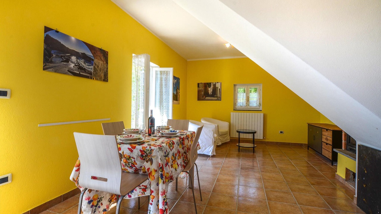 Photo of Bedroom in Framura