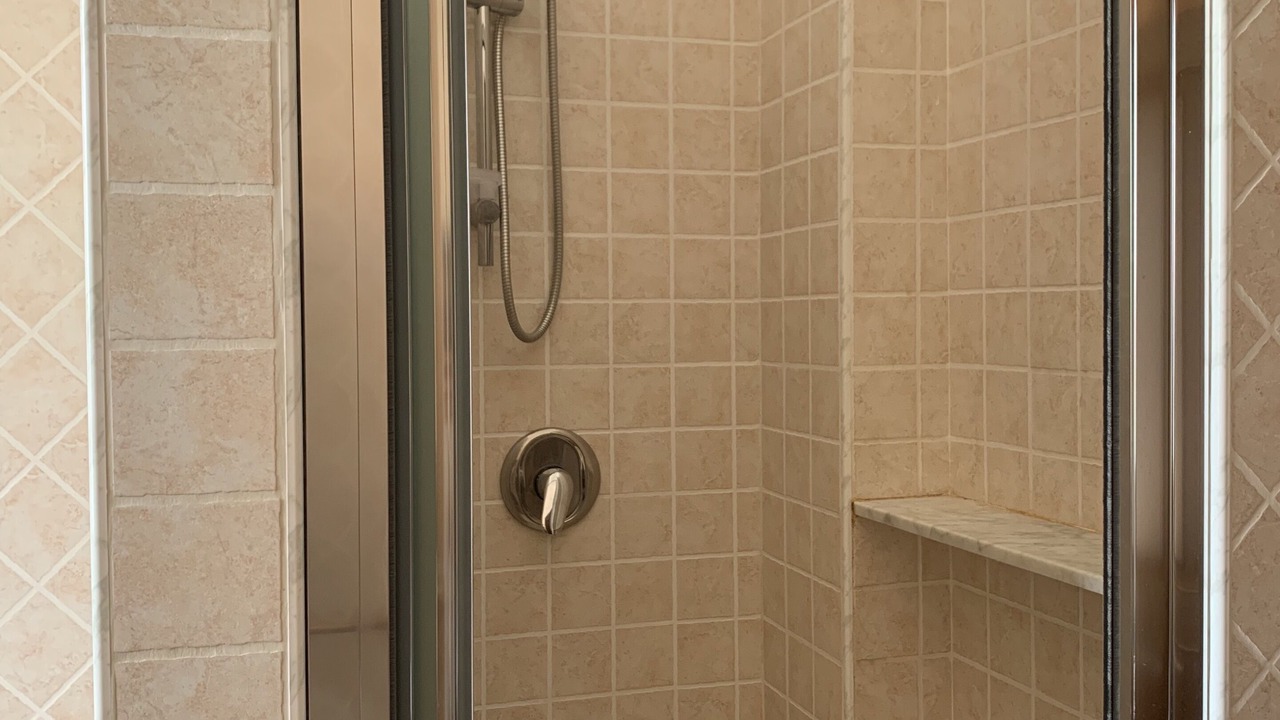 Photo of Bathroom in Paternopoli