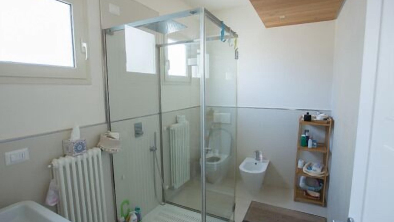 Photo of Bathroom in Matino