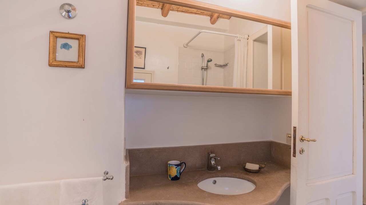 Photo of Bathroom in Lipari Historic Centre